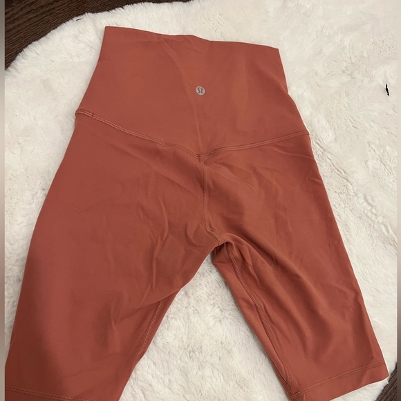 Lululemon Align Shorts 8” - Dusty Rose - Picture 2 of 3